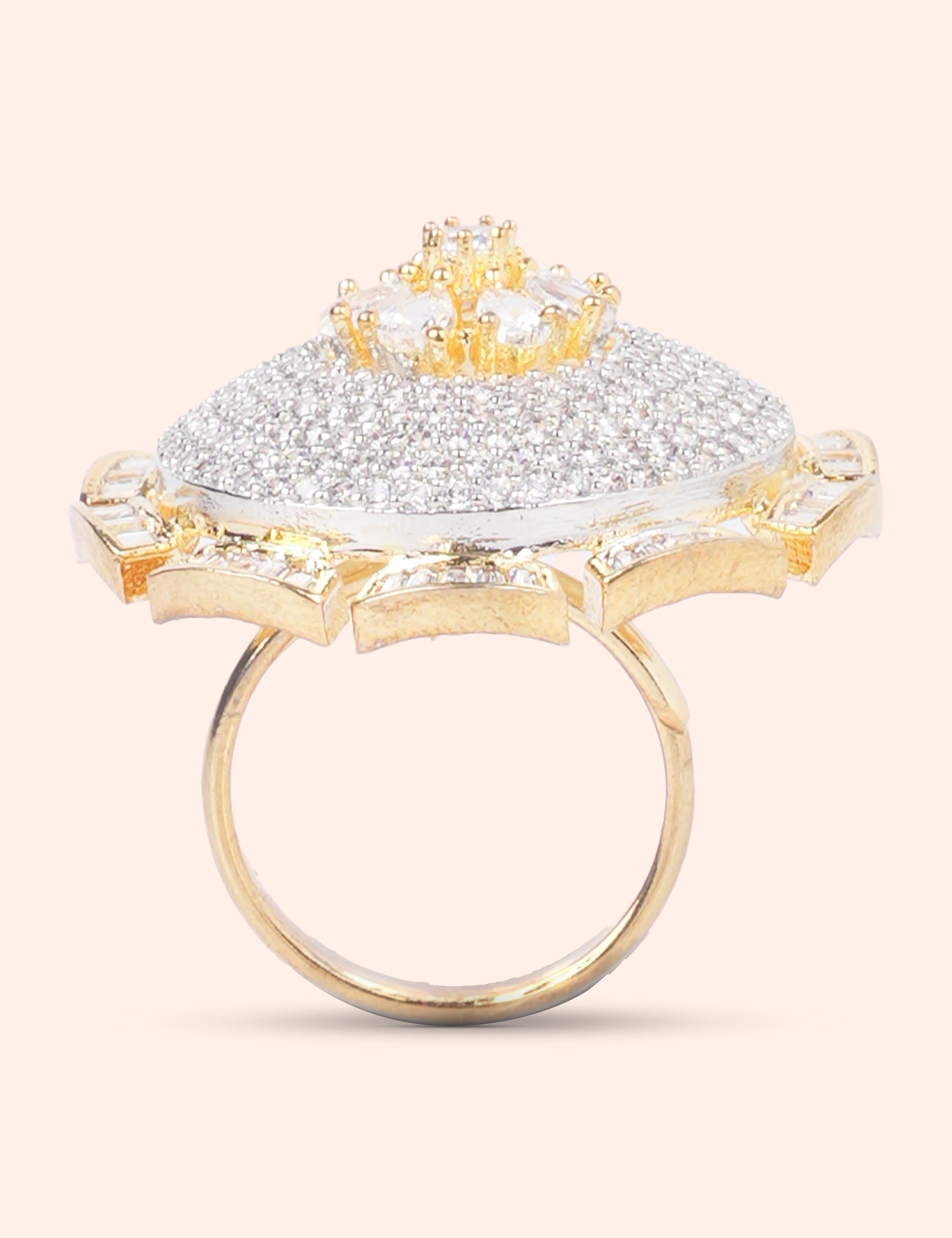 Elegant Gold Sparkle Ring