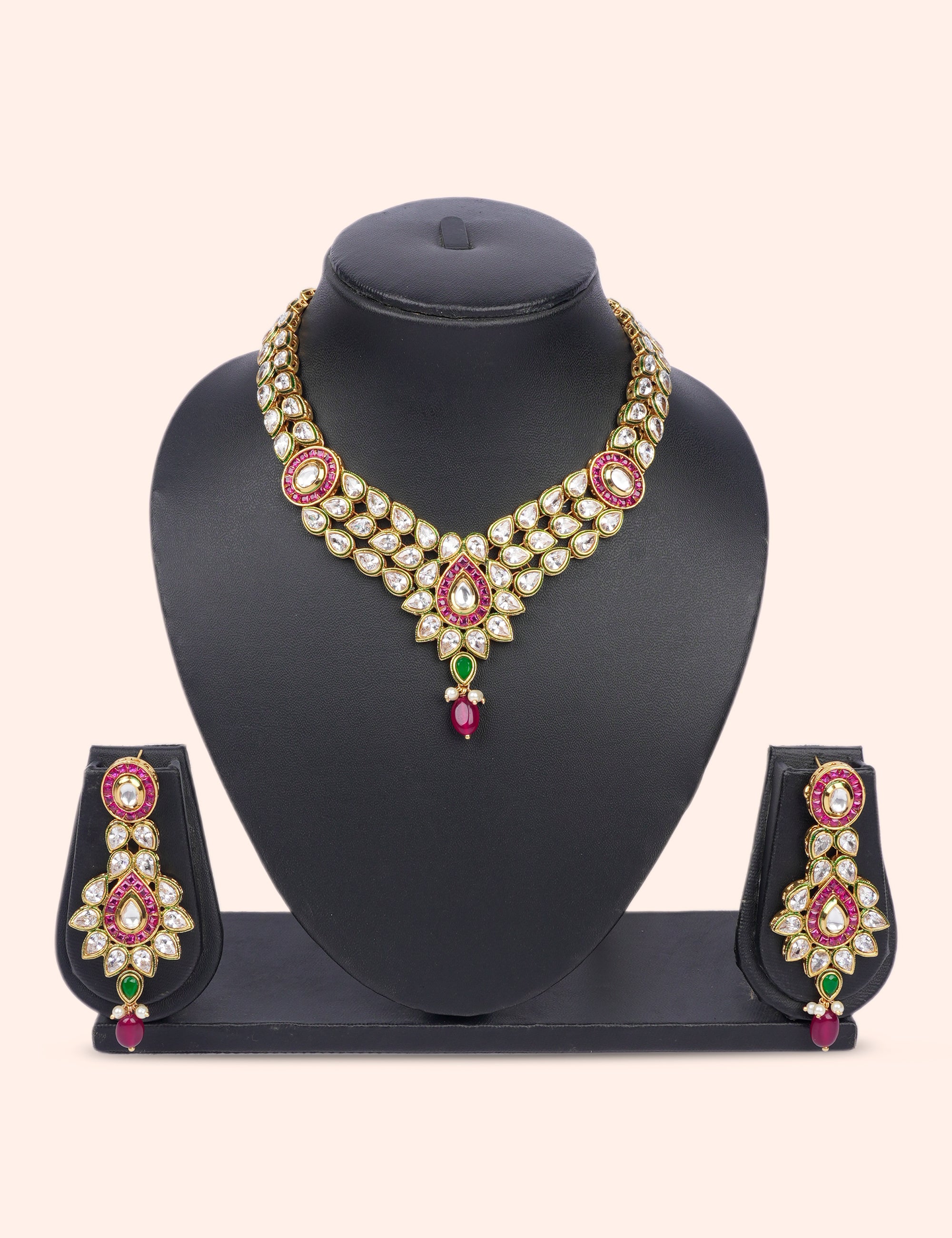 Begum Kundan Set