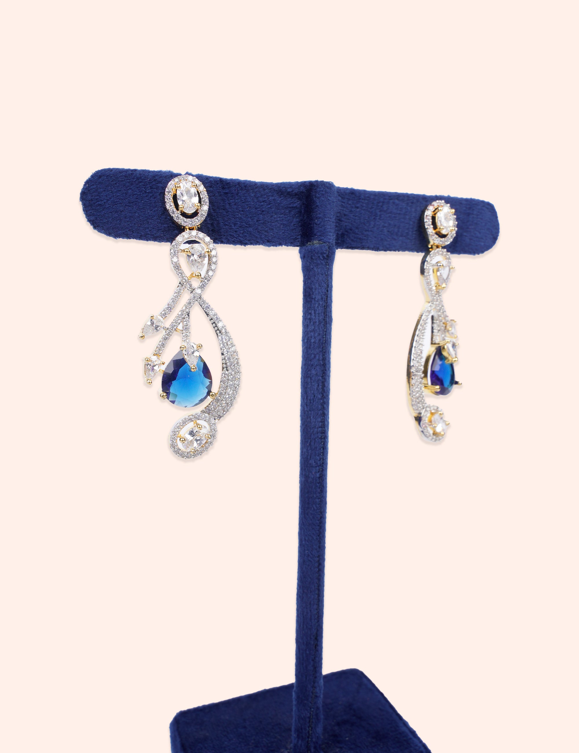 Noor Blue Teardrop Elegance