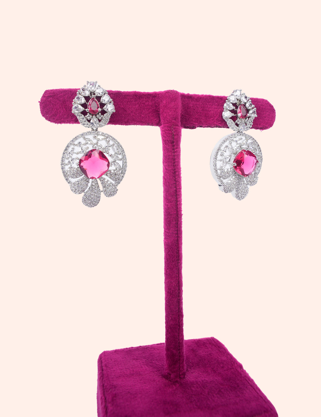 Elegant Pearl Flow Earrings