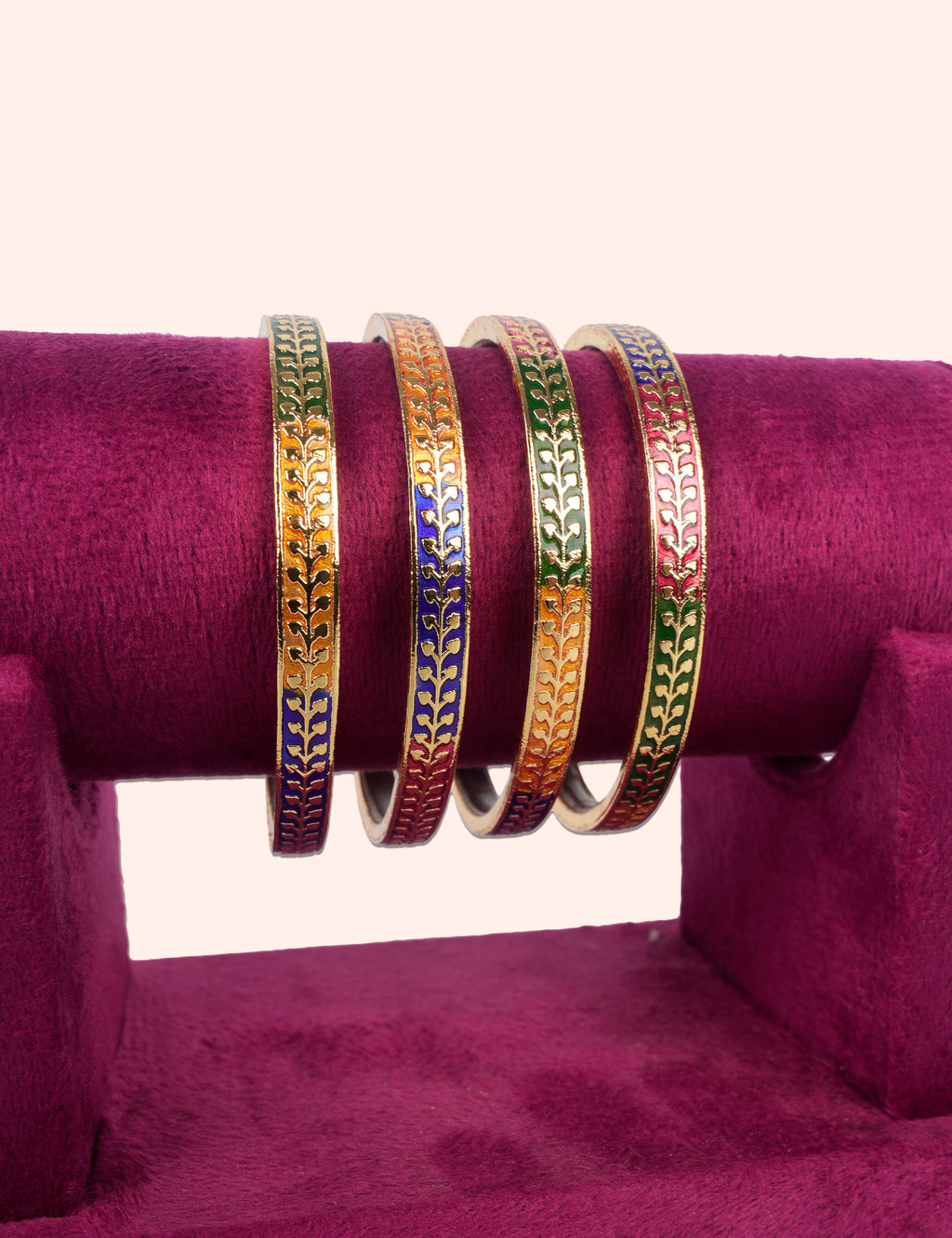 Classic Leaf Pattern Multicolor Bangles Set